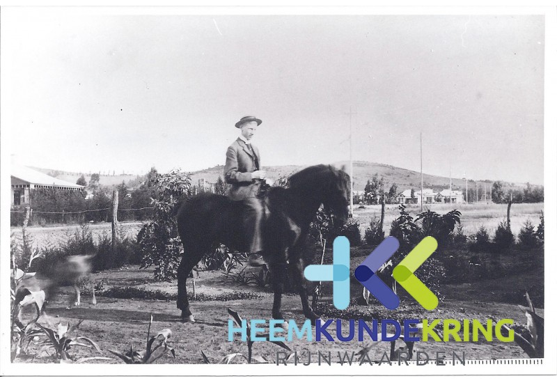 Jan Moora op de dag dat hij burger werd van de Zuid-Afrikaanse Republiek 25 dec. 1898 Coll. Familiearchief Moora- Velp F000002